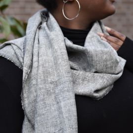 Sjaal van zijde/katoen mix grijs